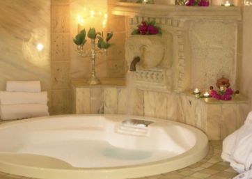 Jacuzzi for the bridal suite of the castle in Taormina